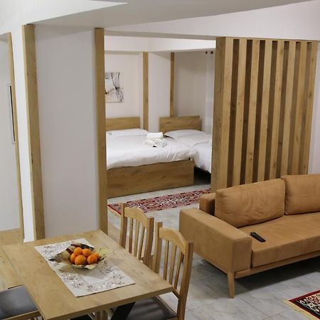 Modern Marvel Apartment Krujë Extérieur photo