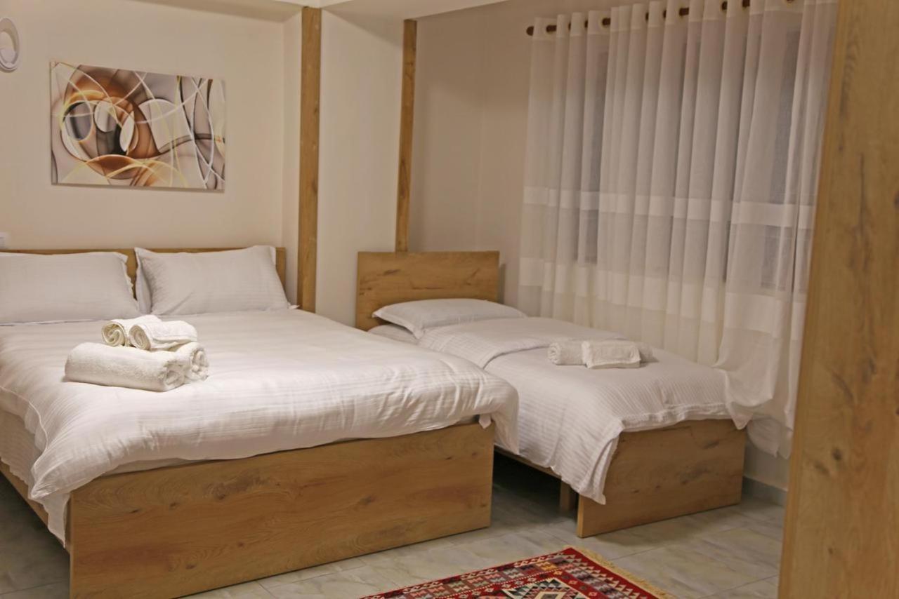 Modern Marvel Apartment Krujë Extérieur photo