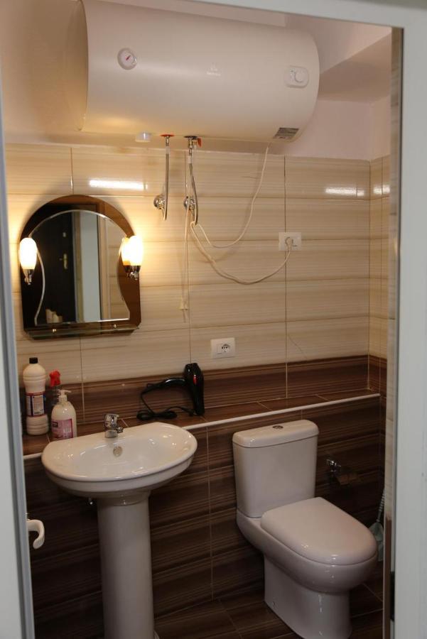 Modern Marvel Apartment Krujë Extérieur photo
