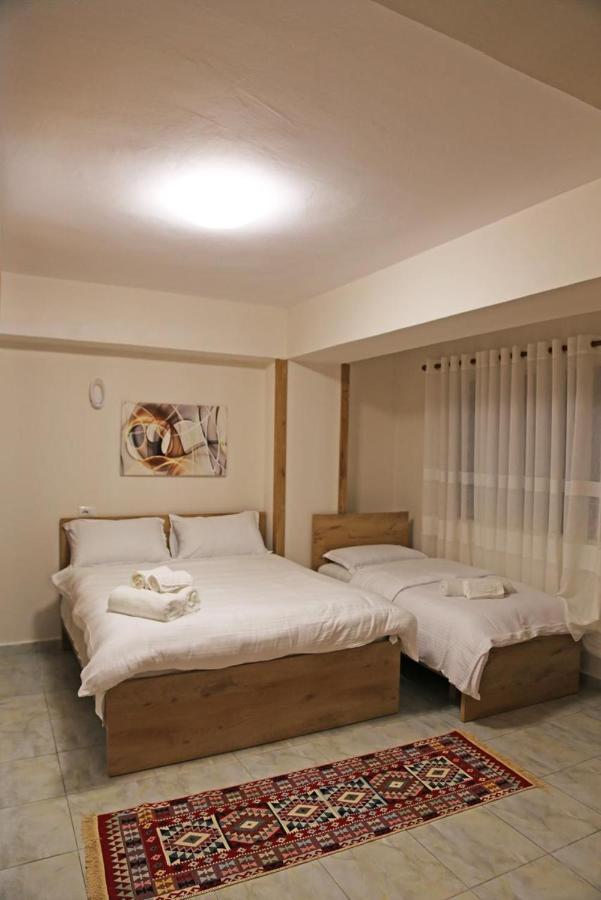 Modern Marvel Apartment Krujë Extérieur photo